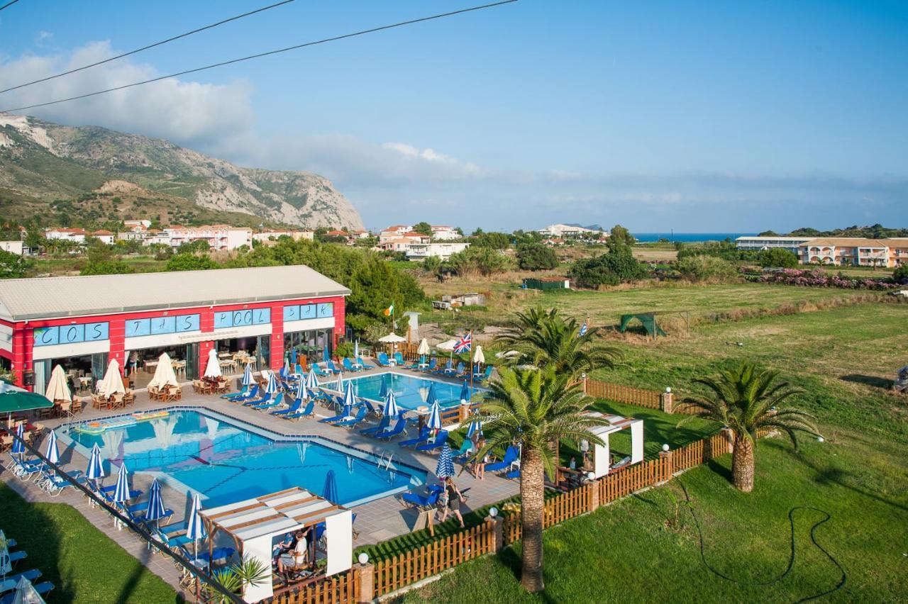 Costas Hotel Kalamákion Exteriör bild